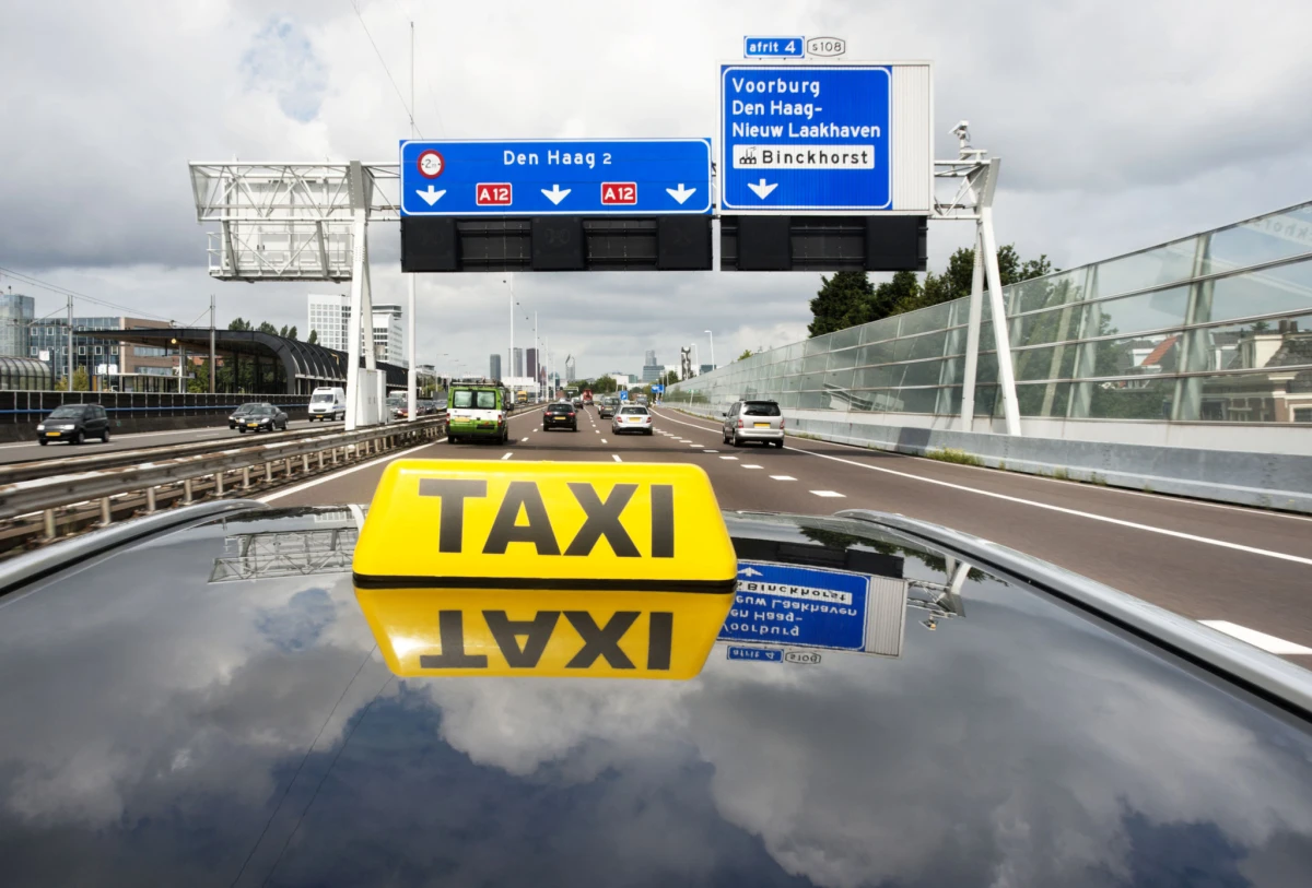 Taxi Westland